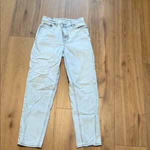 American Eagle Outfitters Light Wash Straight Leg Jeans